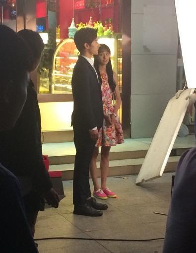 微微一笑很倾城剧照杨洋郑爽吻戏 郑爽暴瘦演绎校花贝