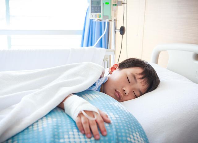 9岁男孩肝癌住院,医生提醒:1种食物别当饭吃