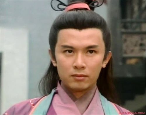 揭秘何宝生为什么出家 玩世不恭身家过百亿曾有多名女友?