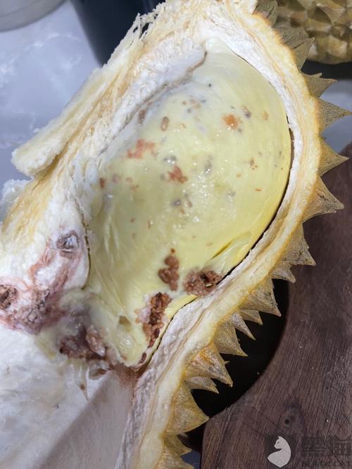 永辉到家出售生虫变质榴莲