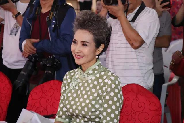 世界旗袍女神曹美丽老师《旗袍高级进阶班》长沙开课