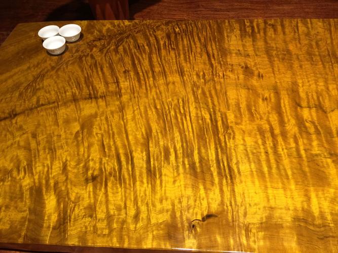 金丝楠木茶盘精品