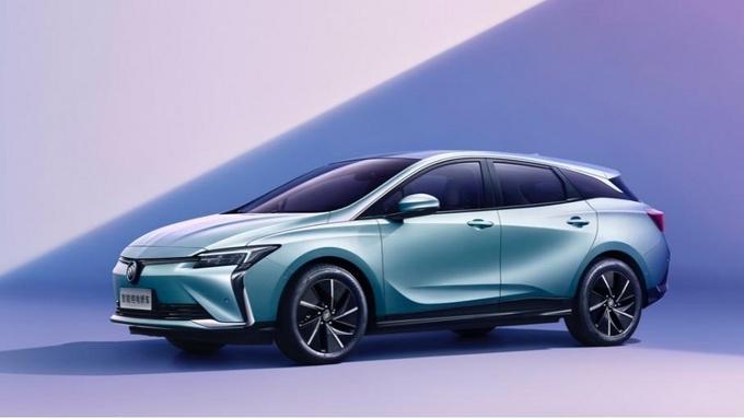 新别克微蓝6智能纯电轿车上市