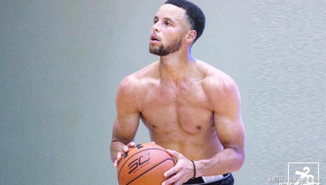 16的大高个,戈贝尔能把肌肉练成这样,你就知道他训练时有多刻,dpoy不