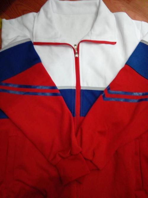 共213 件华侨中学校服相关商品