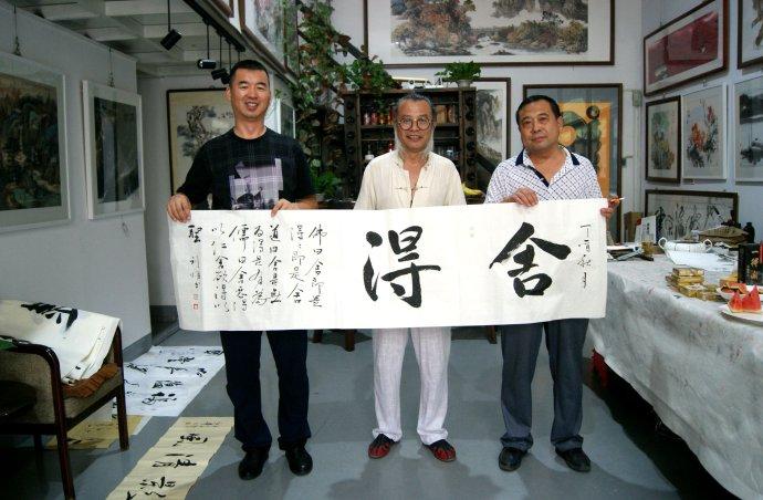 左起    收藏家 高岩   书法家 孙利明    张海童