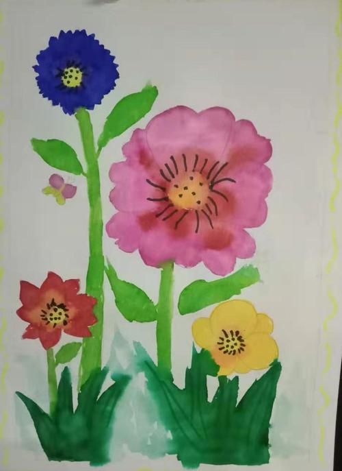 阳光画室印象兴义校区初级班作品《花儿朵朵开》