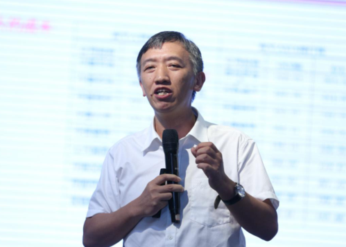 我院会计\审计硕士项目学术主任蔡祥副教授主题分享