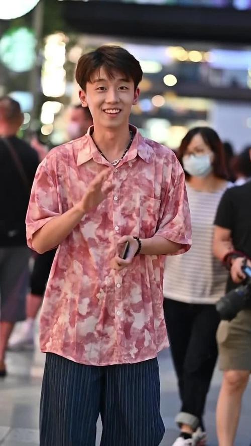 可爱可亲的王不染来啦