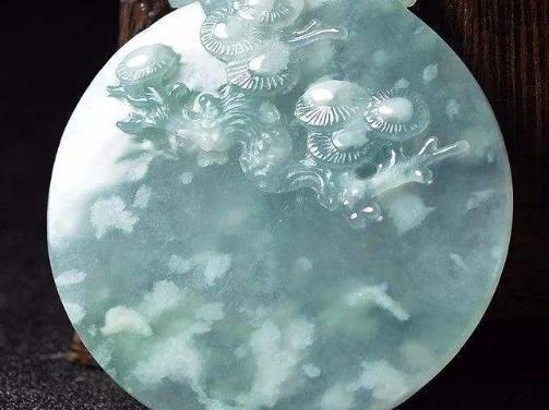 没棉的翡翠千万不要买,你知道为什么吗?