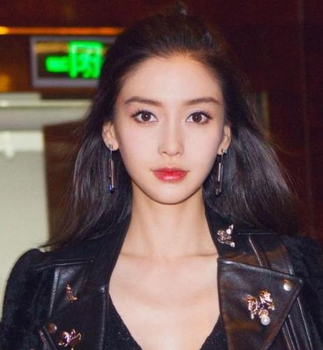 angelababy的最新发型半年换20个造型款款都美炸了