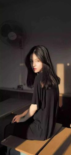 最近很火抖音的渣男壁纸是什么?