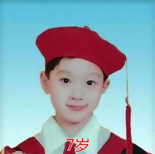赖冠霖的成长历程,3岁,5岁,7岁,16岁,见证男神的诞生!