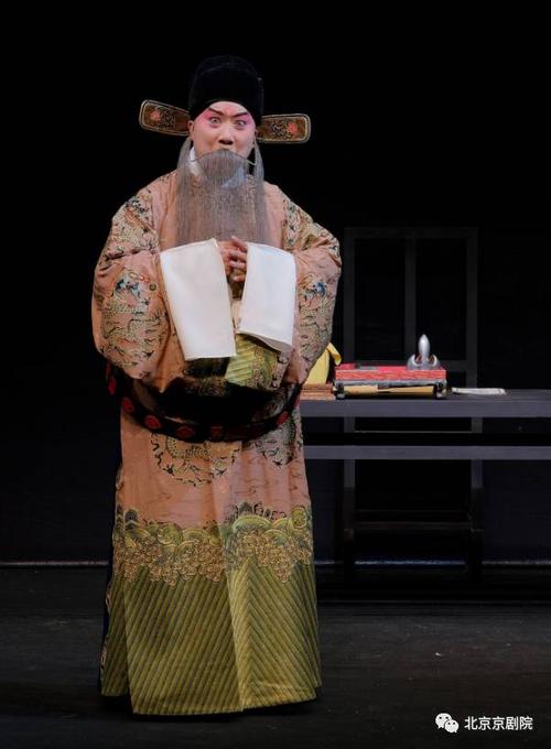 审头刺汤拉开小剧场京剧展演序幕