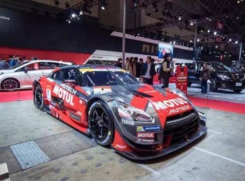 一波来自东京的战神gtr r35改装秀