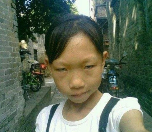 生活中,有走成熟风格的,当然也有一些走可爱风格的女生,会很不对