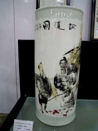 参观景德镇禅瓷画院陶瓷名家作品联展(2)