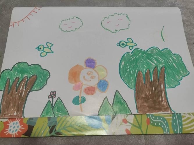 兴华启蒙幼儿园中蒙二班美术绘画活动《春天的景色》