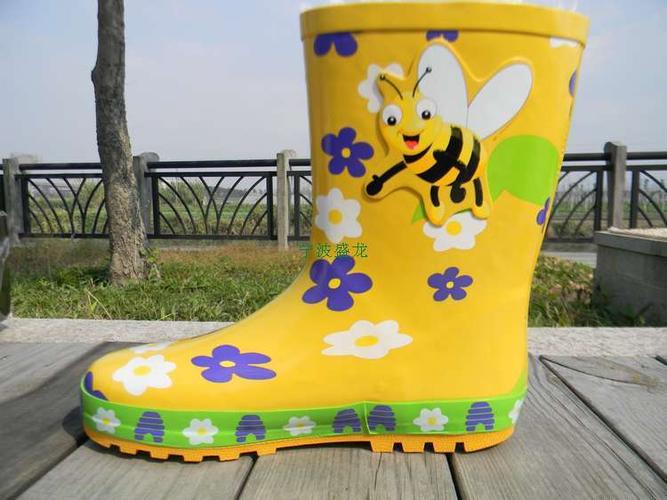 外贸原单 新款儿童雨鞋雨靴男女可爱立体造