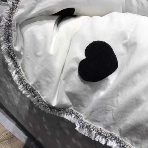 超爱的黑白ins风床上用品_床上用品_ins风_床品_抱枕