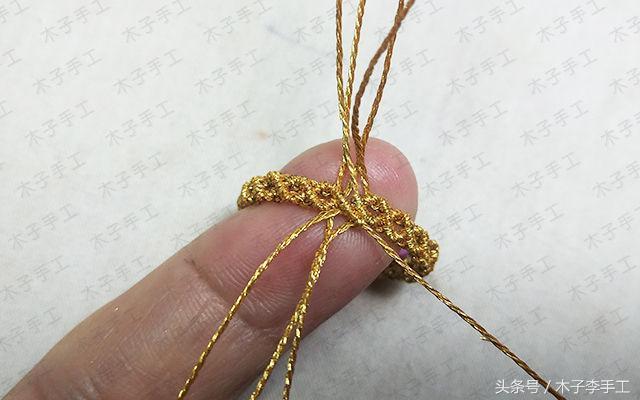 闪亮的皇冠戒指编法图解