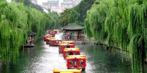 济南护城河游船下周一停航检修 约16天 需放水配合