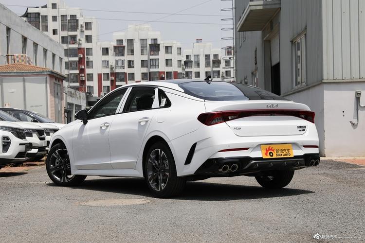 精致实用两不误起亚k5凯酷全国新车1393万起