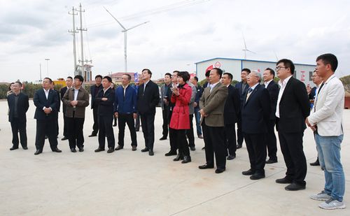 刘汉元主席,盐城市崔浩副市长详细了解灌东现代渔业