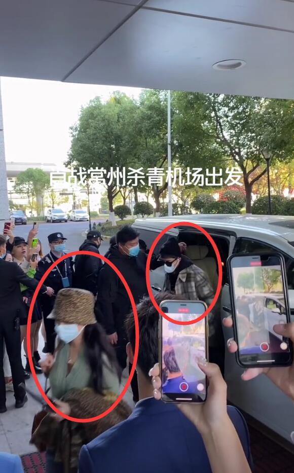 原创肖战王牌常州杀青和经纪人张晶回北京穿太少却包裹严实惹人疼