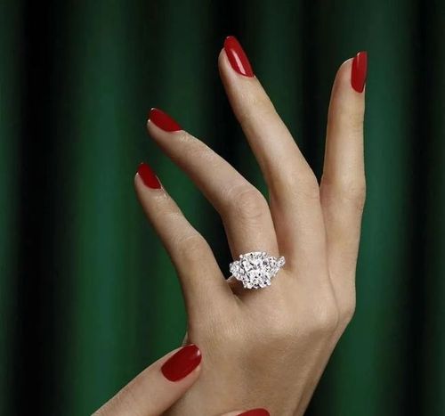 雷迪恩钻戒款式图片介绍|钻石|镶钻|订婚戒指_网易订阅