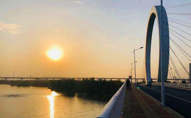 郑州新地标,浪漫爱情从这里开始,最火蝶湖戒指桥