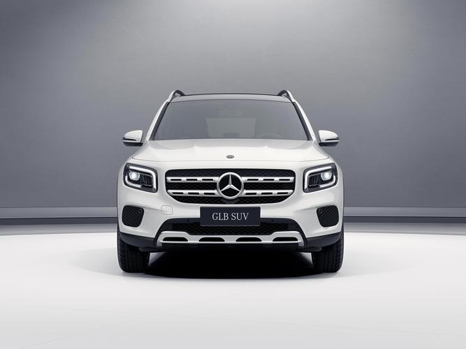 售价为2959万3533万元2022款奔驰glb上市