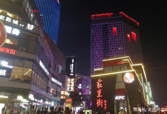 万象城,新百广场,乐汇城,勒泰,北国商城,北国先天下,裕彤体育场,还是
