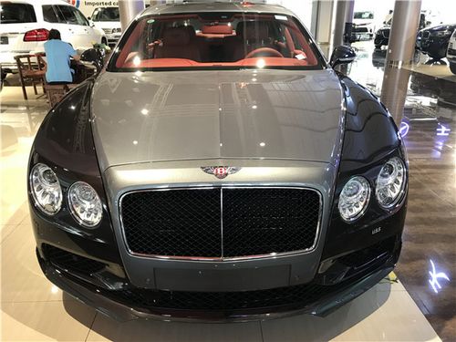 18款宾利飞驰v8s四座双拼颜色