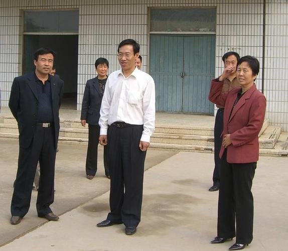 广宗县职业技术教育中心_6.m6质量效益_县委书记刘立生来校指导工作