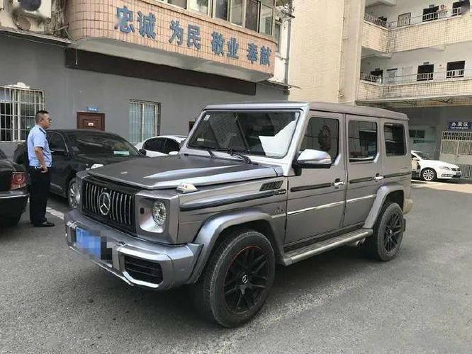 北京bj80改成奔驰g级被交警拦下网友太像了