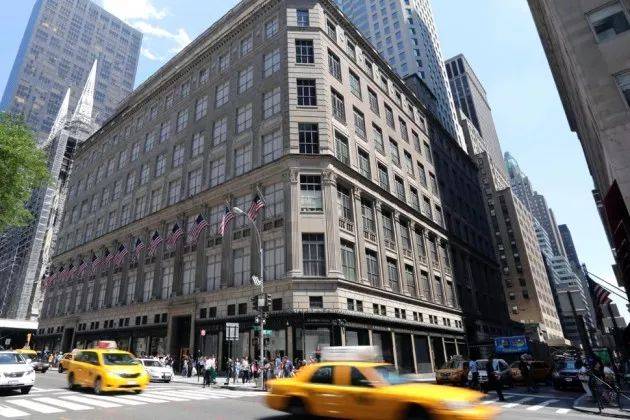 saks fifth avenue