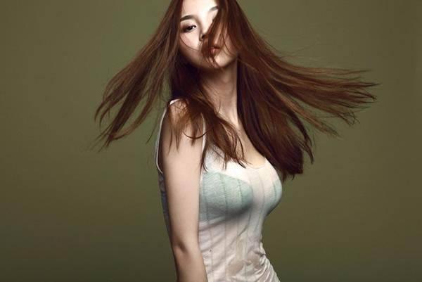 清纯美女性感湿身 湿身透视诱惑写真