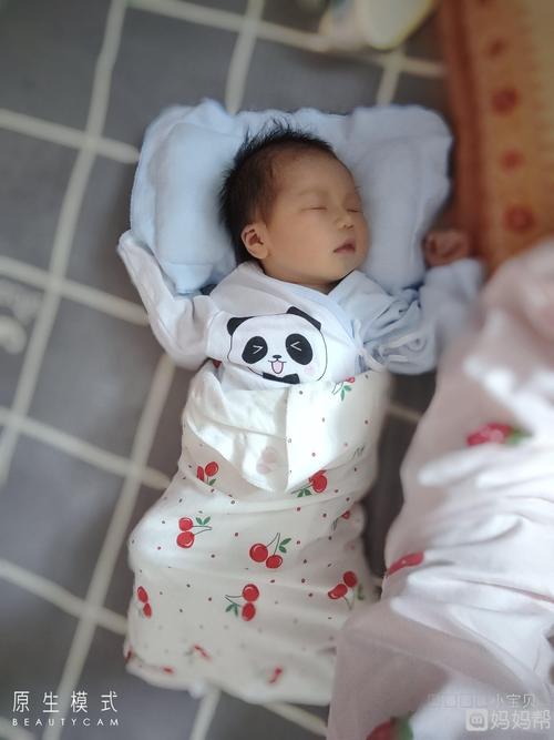 七八月份的小金女宝宝