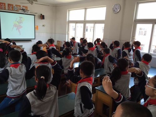 江阴市长泾实验小学青春期教育