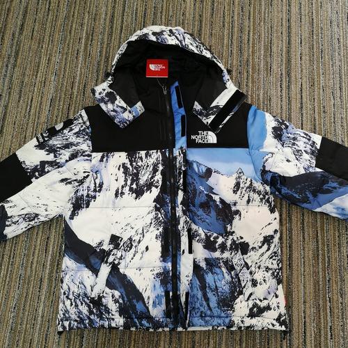 799元 出口北面 "灭世版本"雪山羽绒服 supreme the north face 17fw