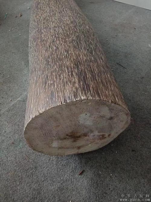 千年沉香木风水柱,留有余香,皮克老辣,品相一流,成色如图.