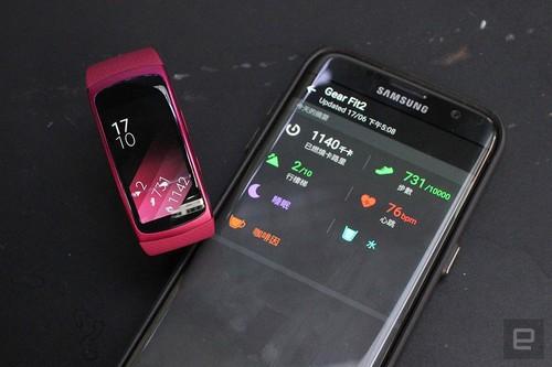 智能穿戴新势力:三星gear fit 2上手试玩