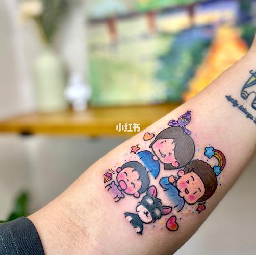 一家四口&设计卡通人物宠物纹身_纹身_卡通_宠物