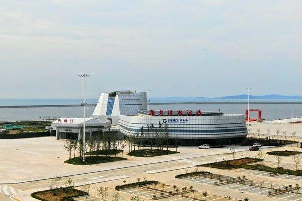 山东港口烟台港蓬莱东港区客滚码头工程通过竣工验收