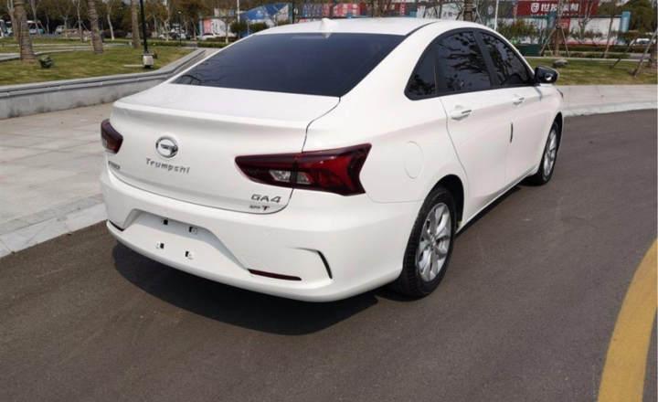 广汽 传祺ga4 2018款 ga4 150n 自动豪华版