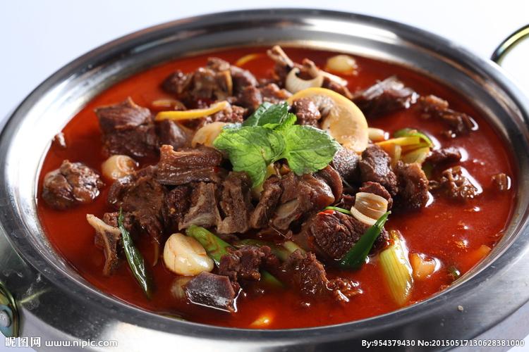 石锅带皮狗肉图片