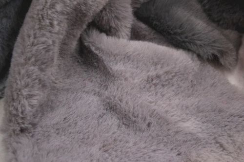 直销绒布仿兔毛 小兔毛 仿獭兔毛 秋冬保暖服装玩具面料现货供应