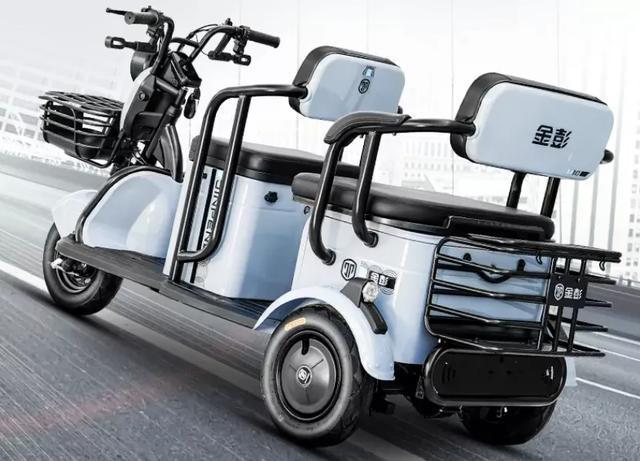 雅迪宗申金彭发布新款电动三轮车能载3人接娃买菜都能用