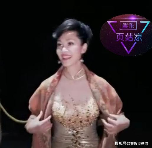 55岁于文华近照曝光皮肤紧致身材好两任丈夫均是人生贵人